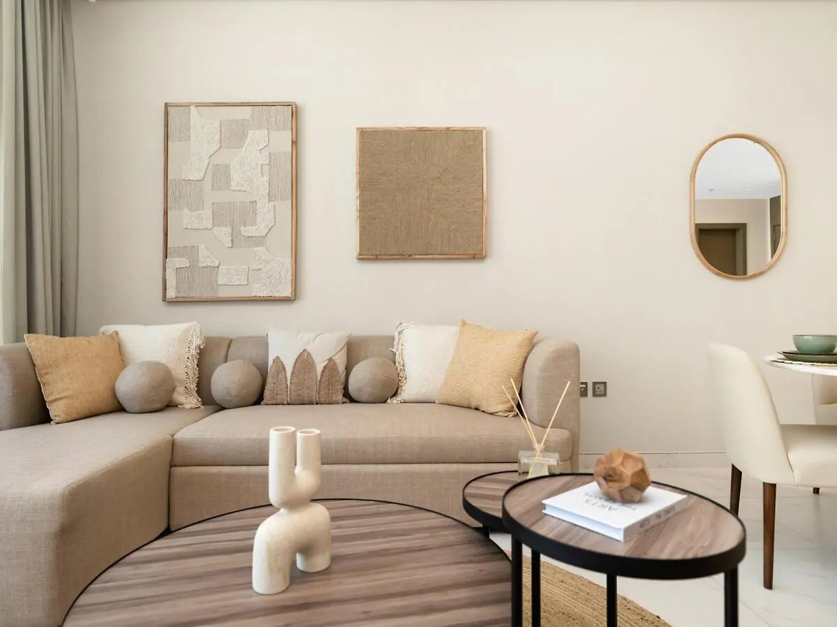 Stunning Central 2Br Lagoon View & Private Beach Dubaj 0*,