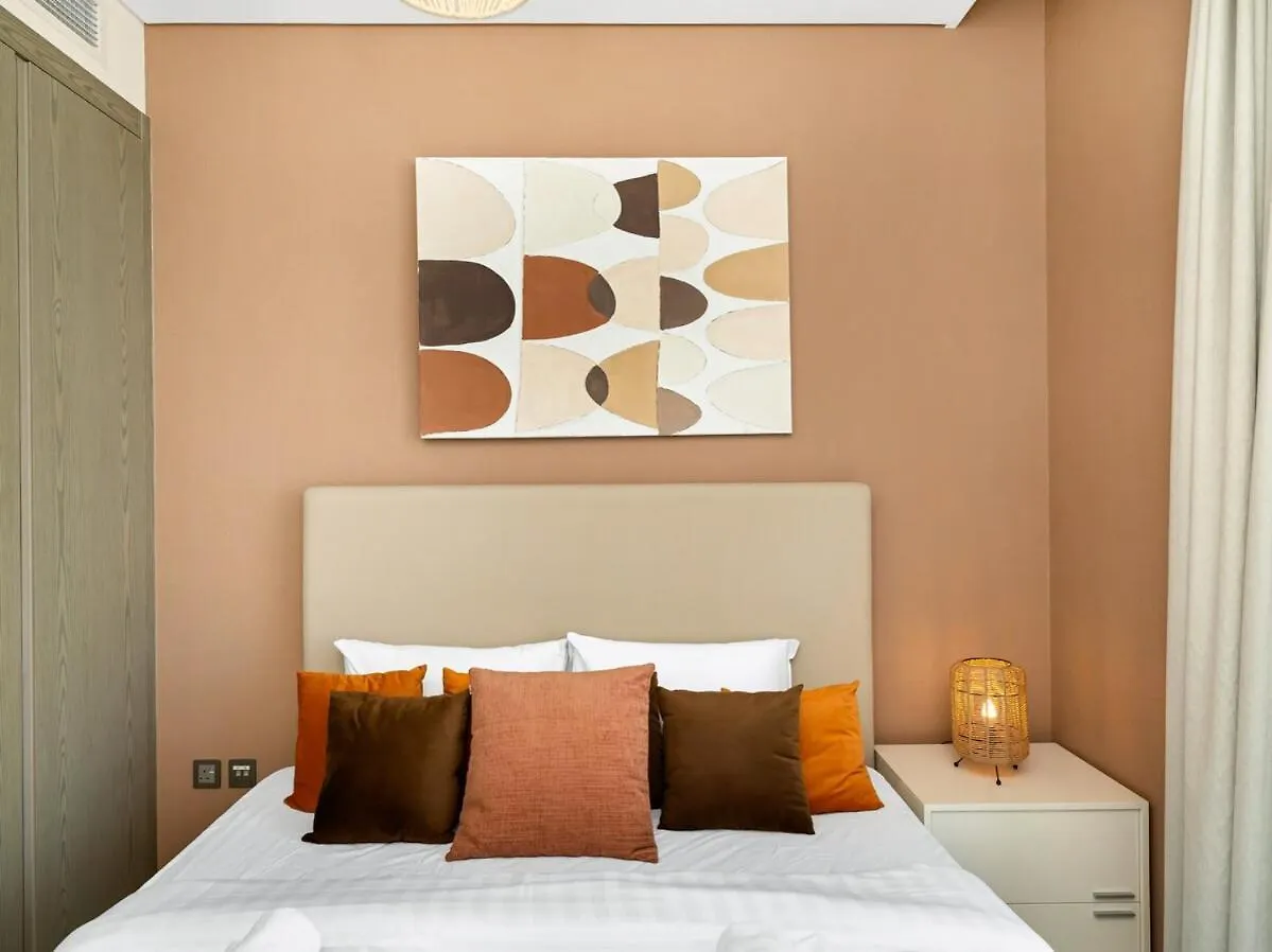 Stunning Central 2Br Lagoon View & Private Beach Dubai United Arab Emirates